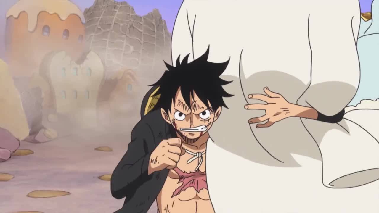 Hình ảnh Luffy ôm một cái gì đó